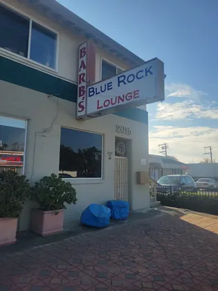Blue Rock Lounge, business photo 3