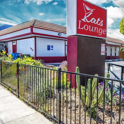 Kats Lounge, business photo 2
