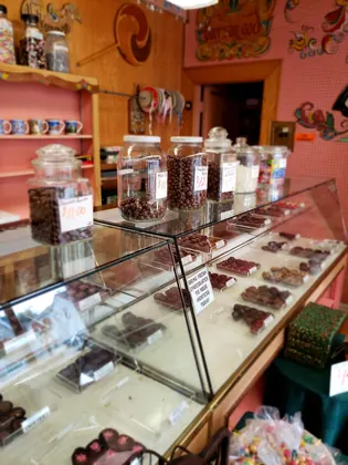 Liled's Candy Kitchen, business photo 3