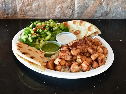 Q's Halal "Mediterranean Comfort", business photo 2